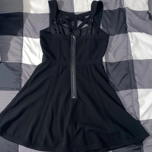 Elena Gilbert - Nina Dobrev Vampire Diaries Dress Lucy Hale - Aria Montgomery - Picture 3 of 5